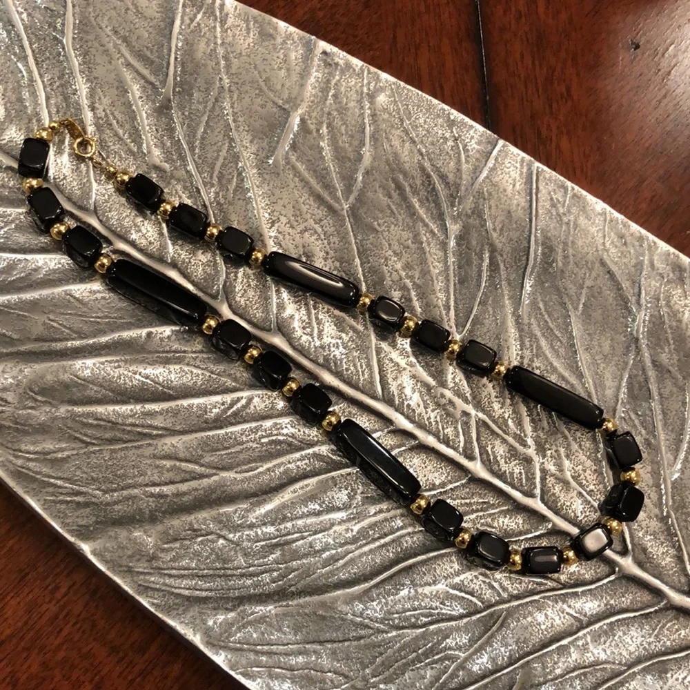 Trifari Black & Gold Bead Necklace.  Vintage - Picture 13 of 16